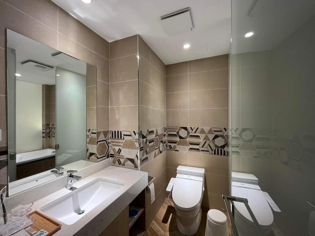 Bentley Hotel Чжунли Экстерьер фото
