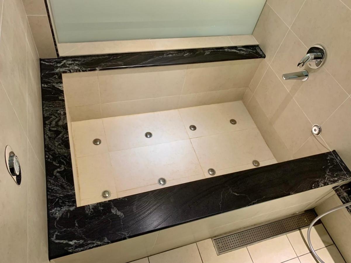 Bentley Hotel Чжунли Экстерьер фото